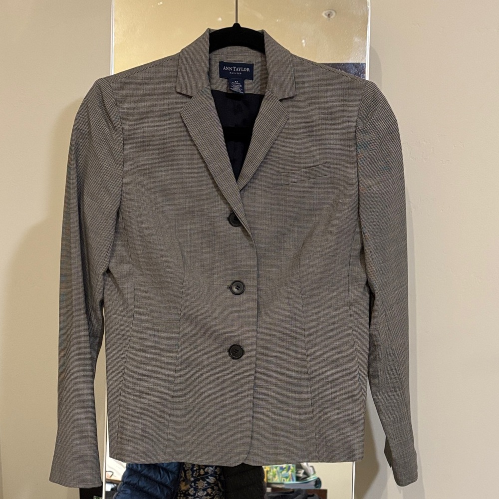 Ann Taylor Women's Gray Blazer 4P